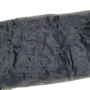 Passat Black Cathedral Veil with Pearl Detail